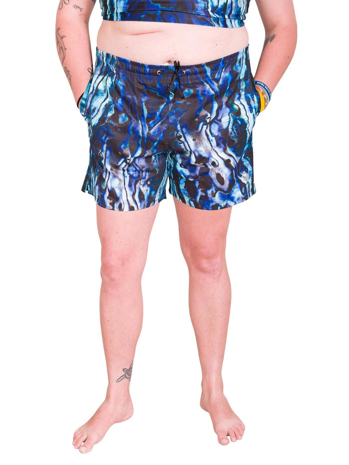 Model: Jenny is a Masters student researching the movement and habitat use of the Atlantic Guitarfish using acoutic telemetry. She is 5'9", 185 lbs and wearing a L short.
