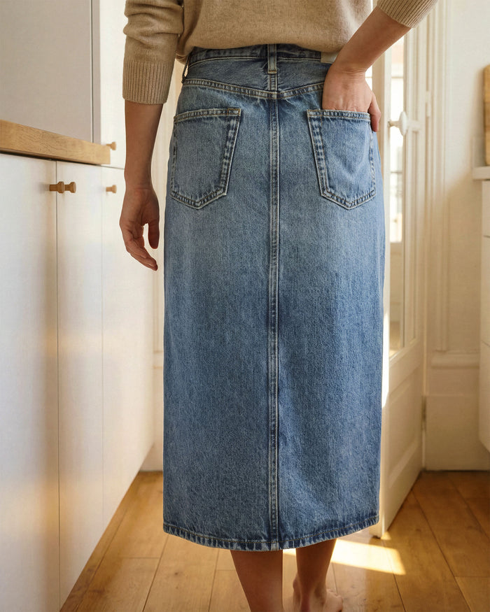 Abbey Midi Skirt With Slit Front || Kemp
