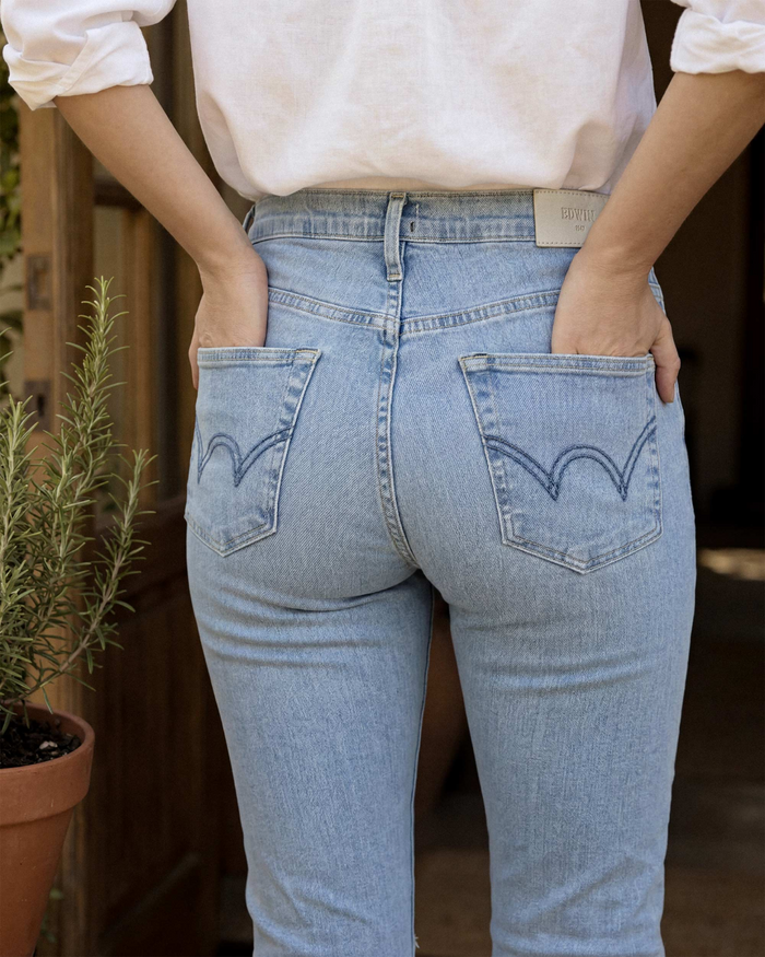 Elin Slim Straight Crop || Halo