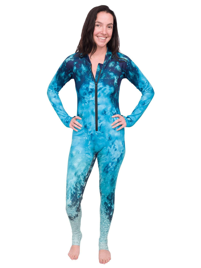 Model: Maddie is the Program & Outreach Director at Debris Free Oceans and a restoration ecology educator. She is 5'8", 135lbs, and wearing a size M.