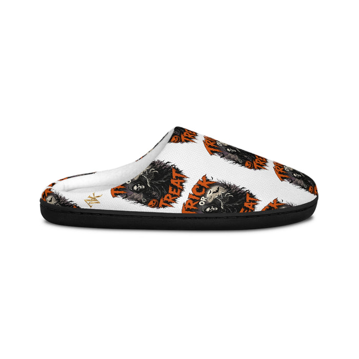 Halloween Black Cat 'Trick or Treat' Men's Indoor Slippers