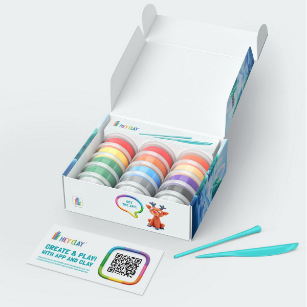 15 containers of colorful clay in Hey Clay winter holiday set