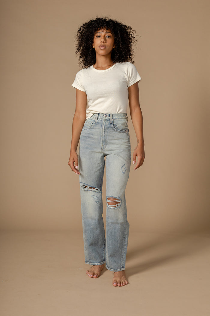 EDWIN USA relaxed barrel jeans for women in light blue with ripped details and high waist