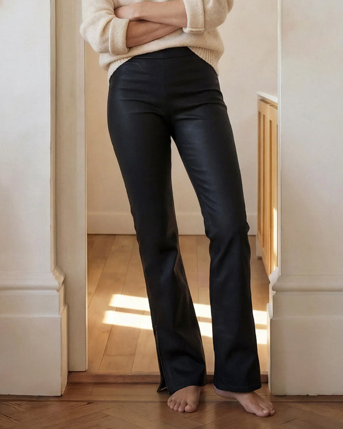 Lark Bootcut Pull On Pant With Split || Black Coated