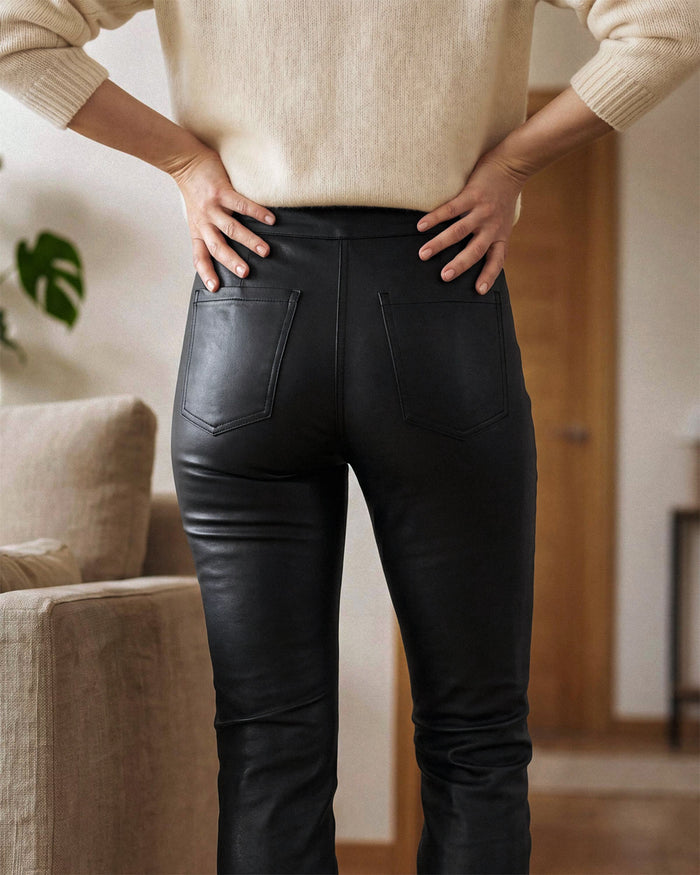 Lark Bootcut Pull On Pant With Split || Black Coated