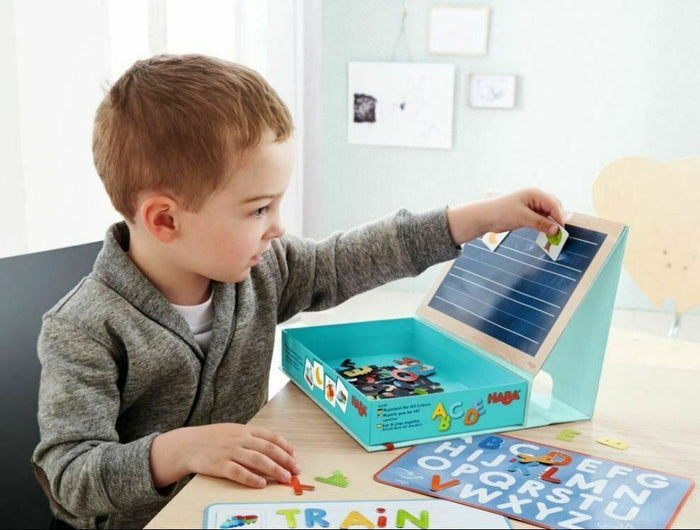 Magnetic Game Box ABC