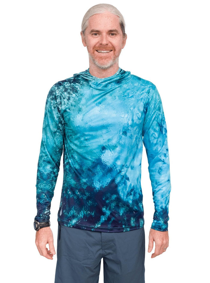 Model: Patrick is the CEO and founder of Waterlust. He is 6'1", 175lbs and wearing a size L shirt and 33 boardshorts.