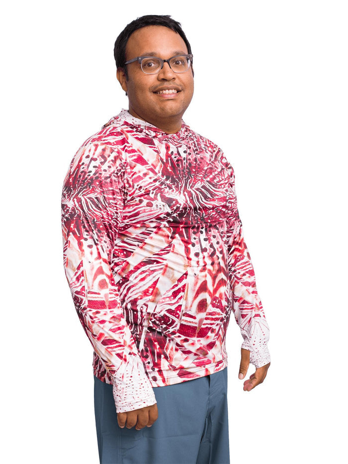 Model: Alberto is a professional sailor and filmmaker promoting youth participation in conservation and water sports. He is 6', 247lbs and wearing a size 2XL shirt and 39 boardshorts.