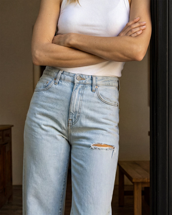 Nova Relaxed Wide Leg With Forward Seam || Breeze