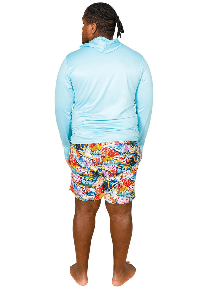 Model: Theo dedicates his free time to volunteering with local non-profits to remove debris from our waterways, and restoring habitats. He is 6'2", 260lbs, and wearing a size 2XL.