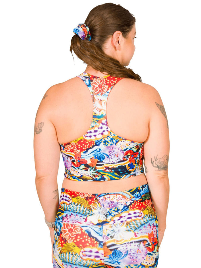 Model: Camilla is the Operations Manager here at Waterlust. She loves using her camera to communicate marine conservation issues. She is 5'8", 180 lbs, 36D, and is wearing size L.