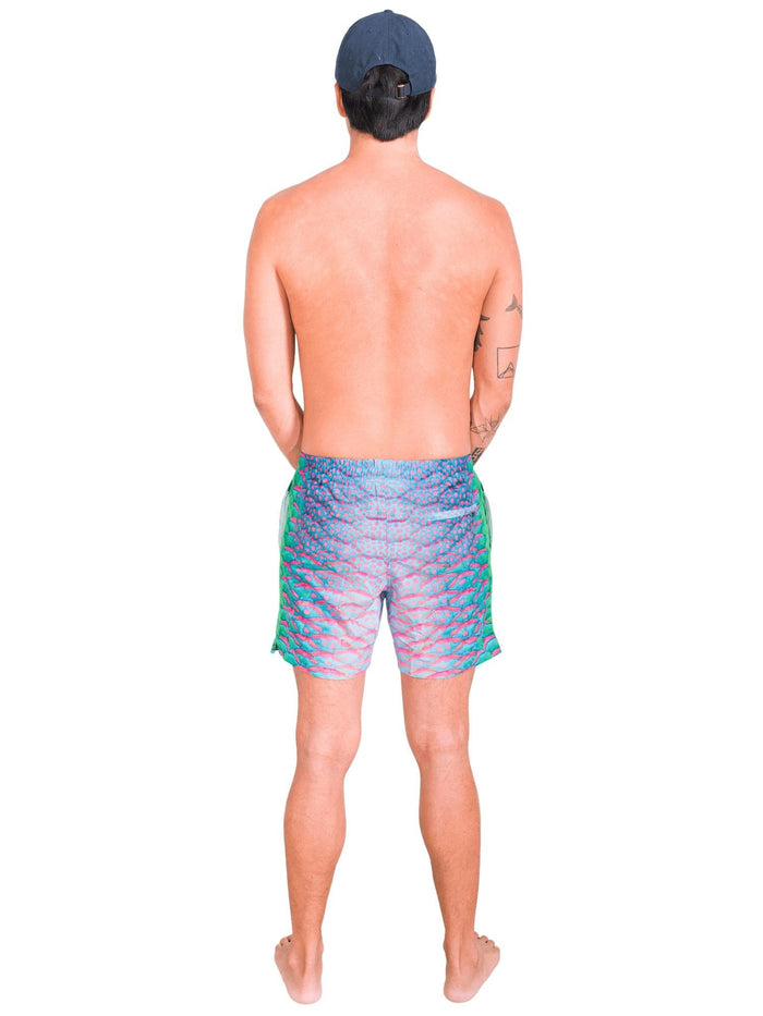 Model: Kevin is a marine and molecular biologist researching the impacts of ocean warming on corals. He is 6'1", 175 lbs, and is wearing a size S short.