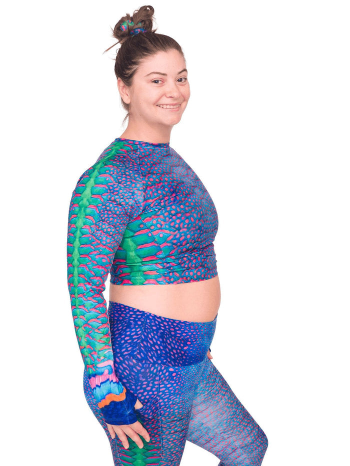 Model: Camilla is the operations manager here at Waterlust. She loves using her camera to communicate marine conservation issues. She is 5’8”, 180 lbs, 36B and is wearing a size L.
