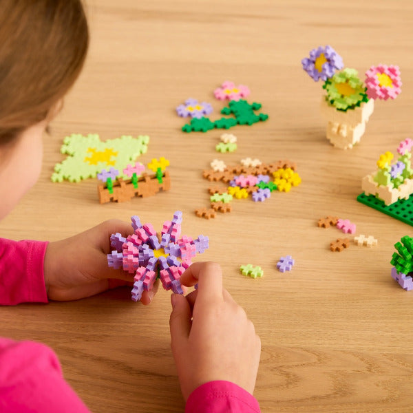 Plus-Plus Learn to Build Flower Shop
