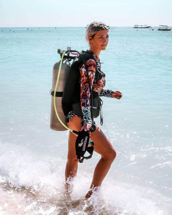 Model: Photo by Girls That Scuba (@girlsthatscuba)