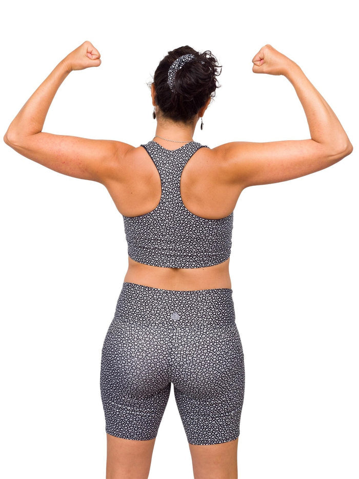 Model: Ana is an avid scuba diver, as well as mooring buoy volunteer for Biscayne National Park. She is 5'9", 170 lbs, 36B and is wearing a M top and L legging.
