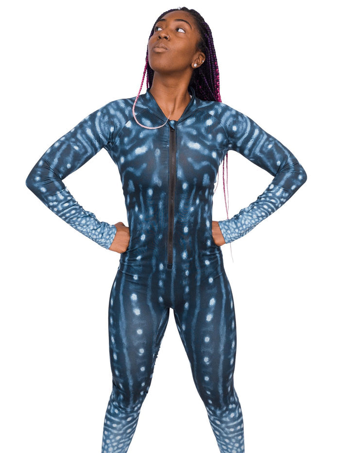 Model: Carlee is a shark & sea turtle scientist and co-founder of Minorities in Shark Sciences. She is 5'7", 145 lbs, 36C and is wearing a size M.