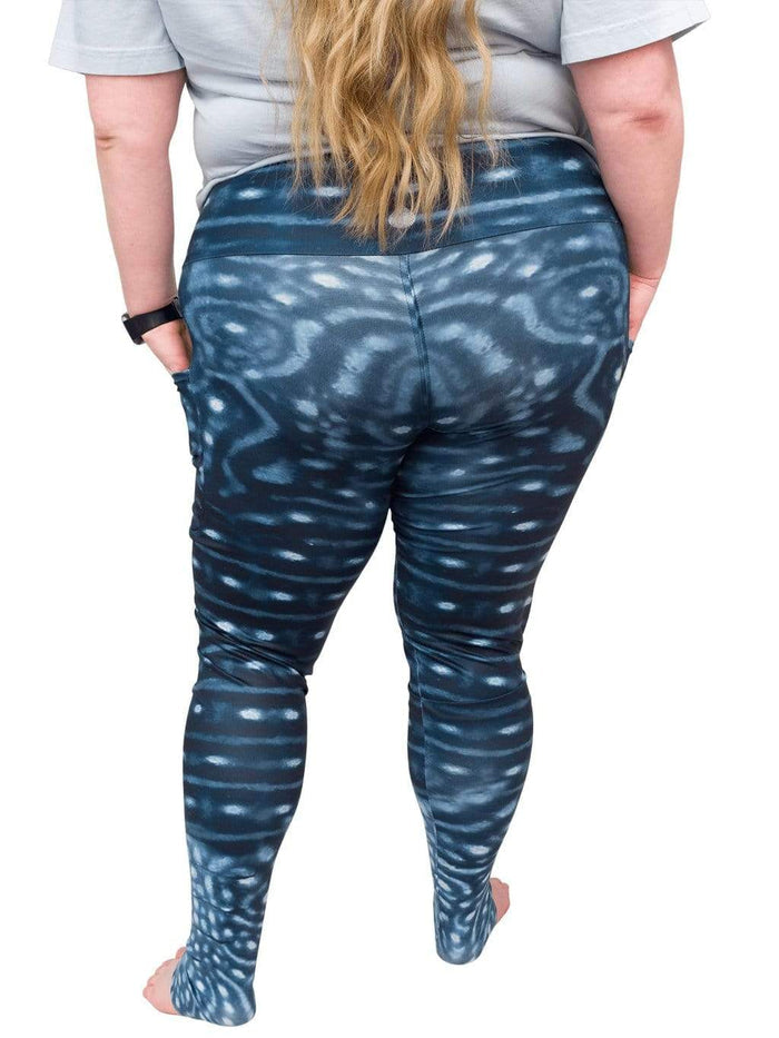 Model: Chelsea is a marine conservationist who believes that science is for everybody… and every BODY! She is 5'2", 230 lbs and is wearing a 3XL.