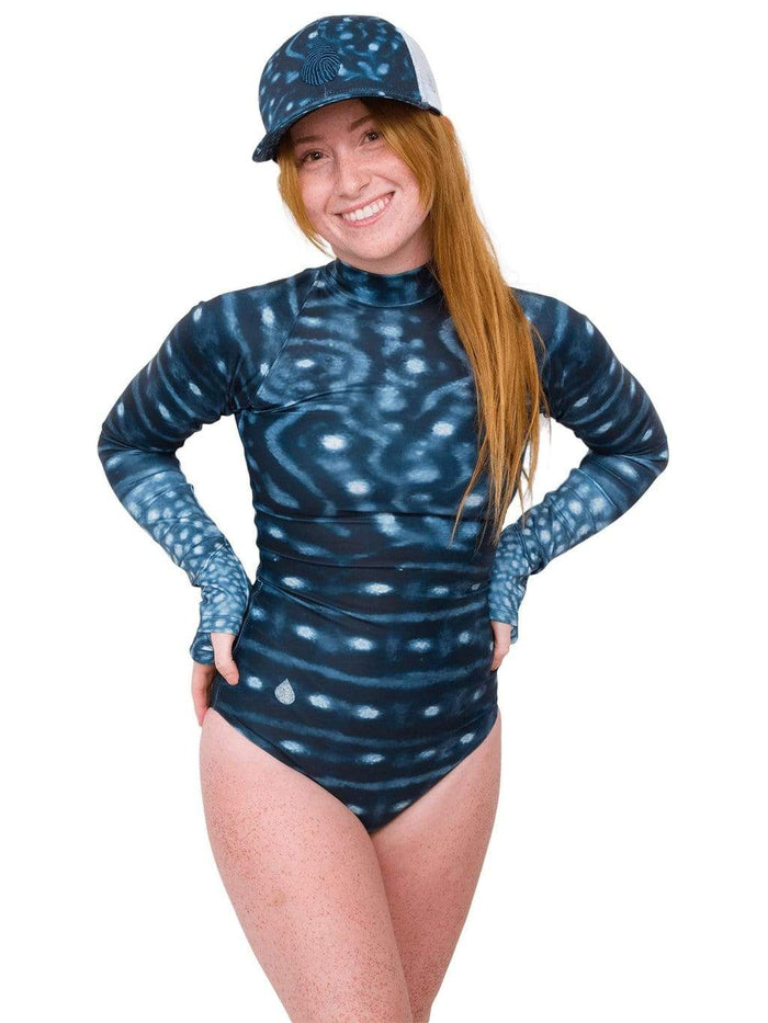 Model: Meggan is working on a masters degree in marine science and has worked as a coral scientist. She is 5'1", 105 lbs, 32A and is wearing an XS.